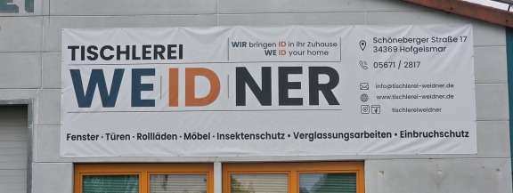 Neues Firmenlogo auf Banner 7x2,2 m