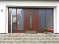 Holzhaustür in Hofgeismar